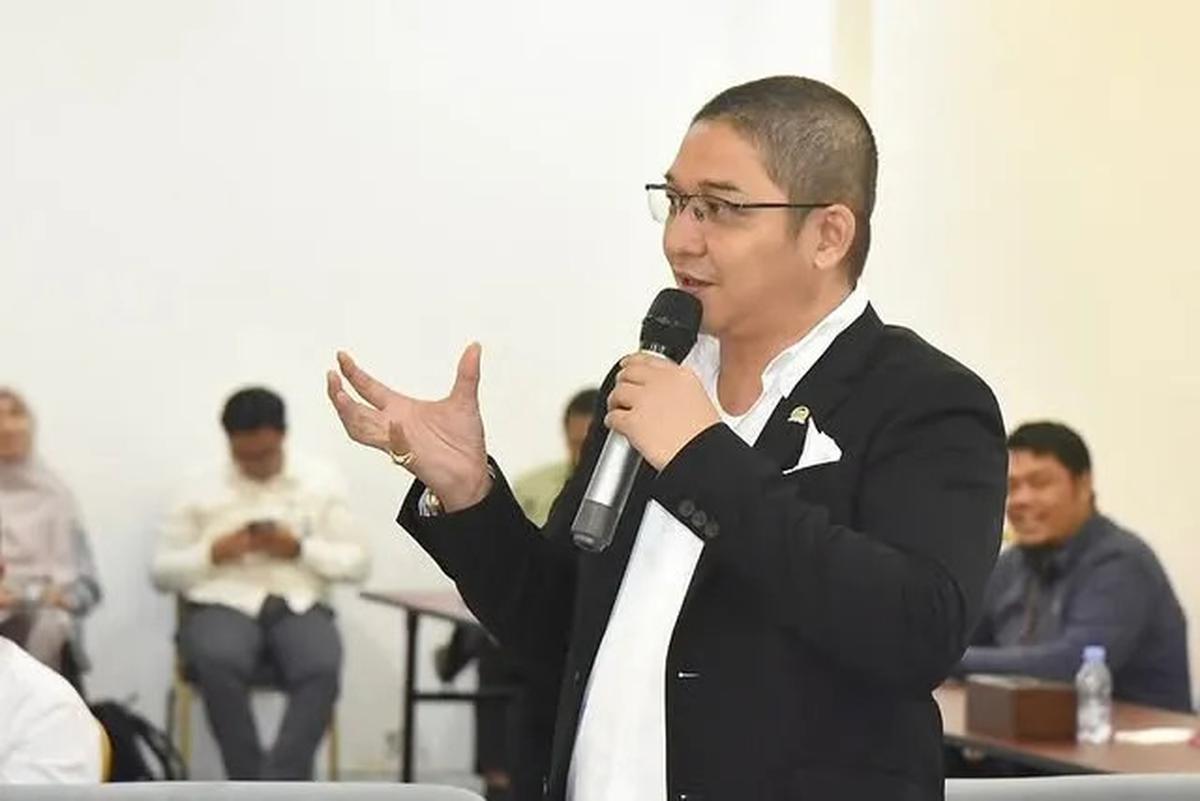 Pasha Ungu Tak Ikut Joget Bareng Anggota DPR Lain, Pilih Diam