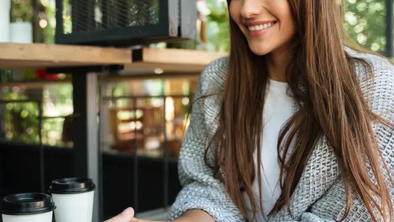 7 Sikap Perhatian Perempuan yang Ternyata Sangat Disukai Pria