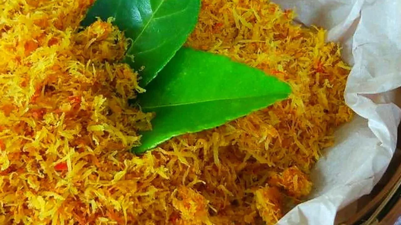6. Serundeng Kelapa Daun Jeruk