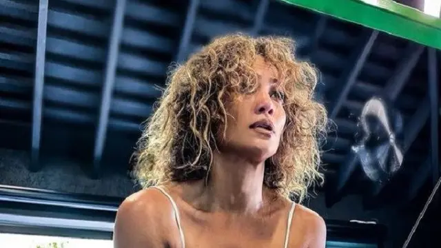 Jennifer Lopez