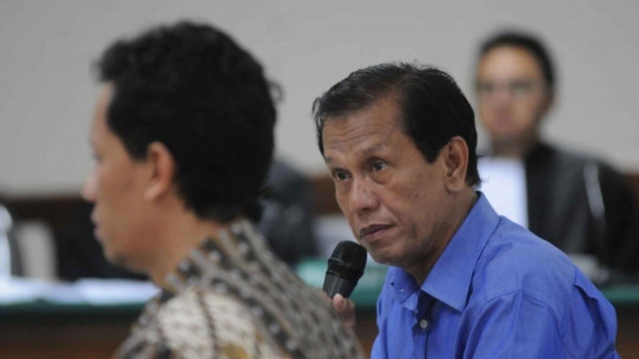 Politisi PDIP Adriansyah dan anaknya bersaksi di sidang Bos PT MMS