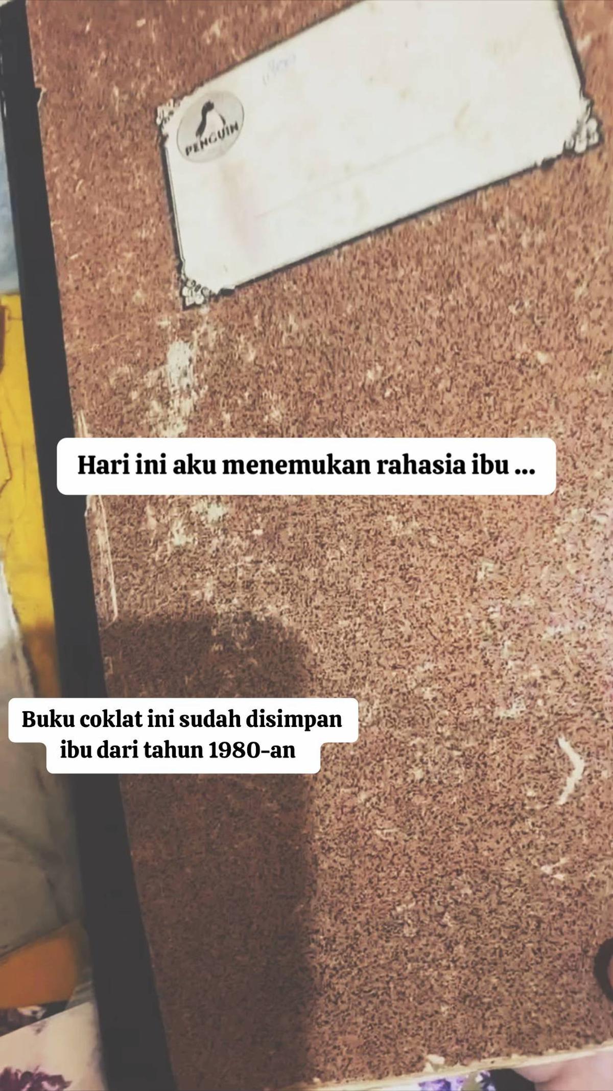 Berisi Potongan Koran yang Ditempel, Momen Wanita Temui Buku Lawas Milik Ibunya di Tahun 1980 Ini Curi Perhatian