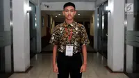 Rahmat Hersa, calon Pasukan Pengibar Bendera Pusaka (Paskibraka) perwakilan Kalimantan Barat terpilih menjadi Lurah, di PP-PON Cibubur, Jakarta, Rabu (27/7). Rahmat akan memimpin pasukan yang kemudian diberi nama Desa Bahagia. (Liputan6.com/Yoppy Renato)