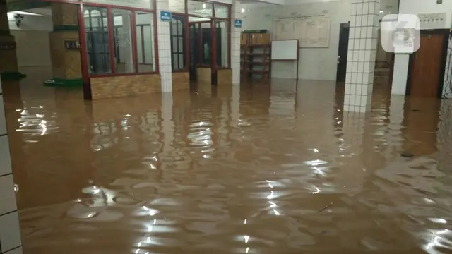 banjir imlek