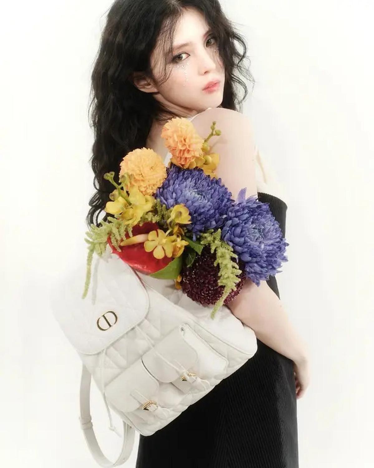 6 Gaya OOTD Figur Publik Asia dengan Tas Ransel Dior Seharga Rp 69 Juta, Han So Hee hingga Jisoo BLACKPINK