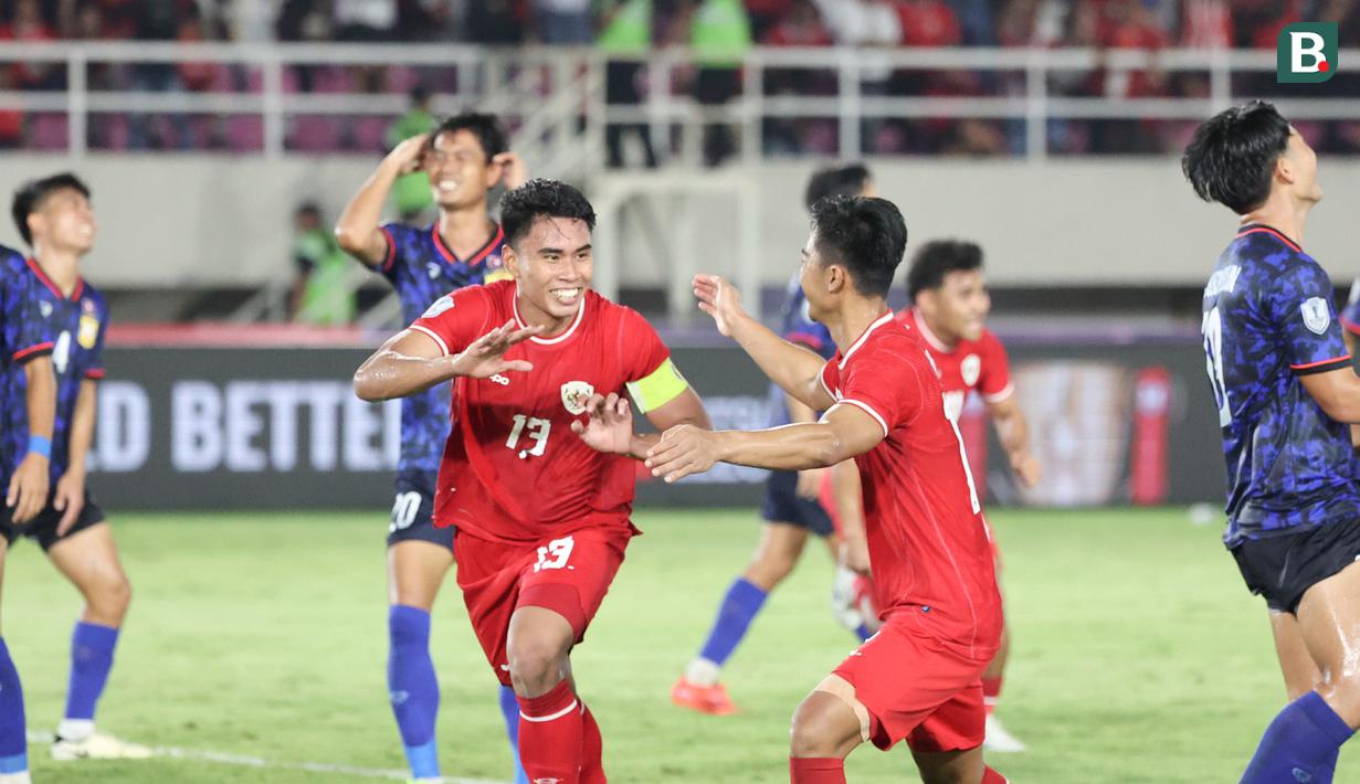 <p>Pemain Timnas Indonesia, Muhammad Ferarri melakukan selebrasi setelah mencetak gol ke gawang Laos pada laga lanjutan Grup B Piala AFF 2024 di Stadion Manahan, Solo, Jawa Tengah, Kamis (12/12/2024). (Bola.com/Abdul Aziz)</p>