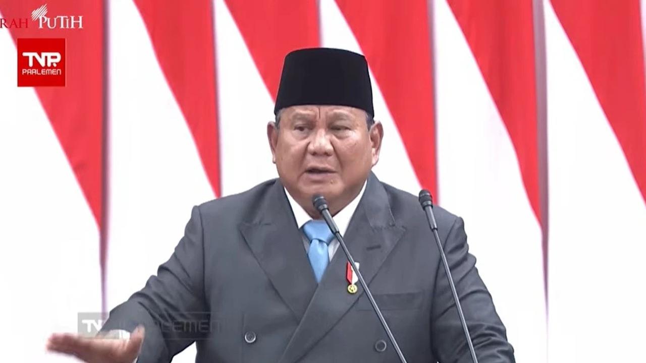 prabowo gebrak podium