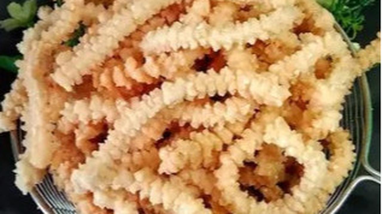 Kue Akar Kelapa Wijen Tanpa Telur