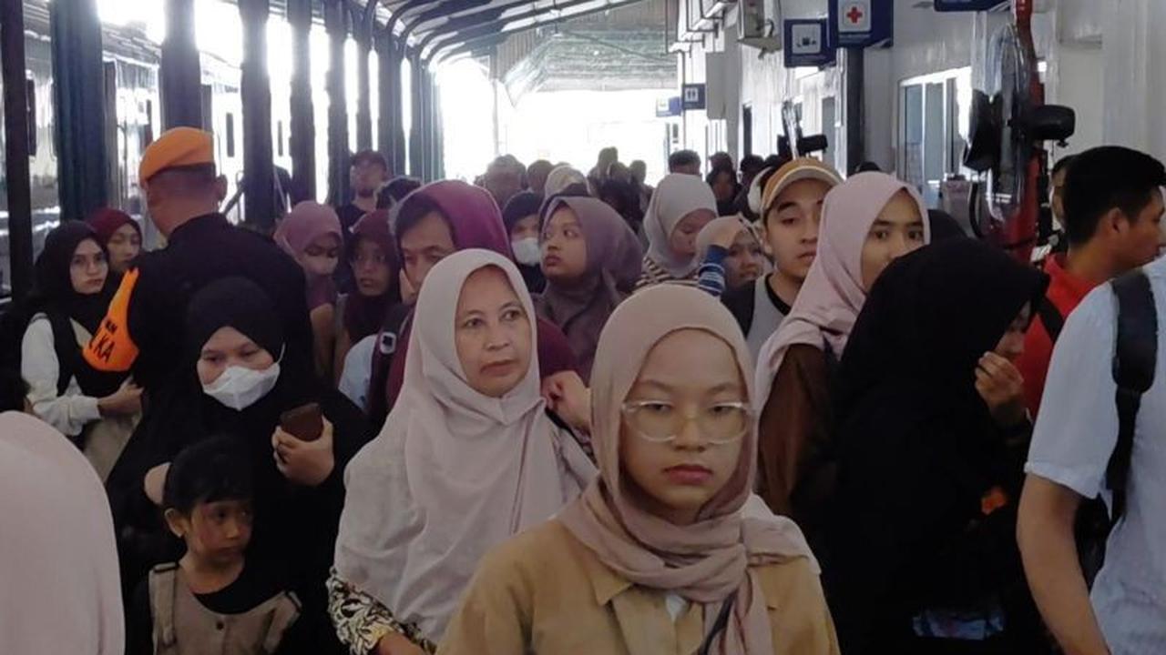 Volume Penumpang Lebaran Daop Madiun Masih Tinggi H+4, Ini Imbauan KAI