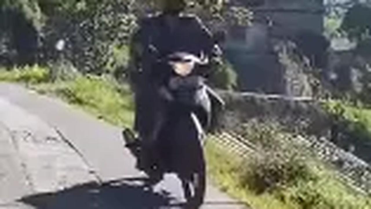 Desa Ini Lokasinya di Pinggir Jurang Tapi Padat Penduduk, Pemandangannya Ternyata Indah Banget