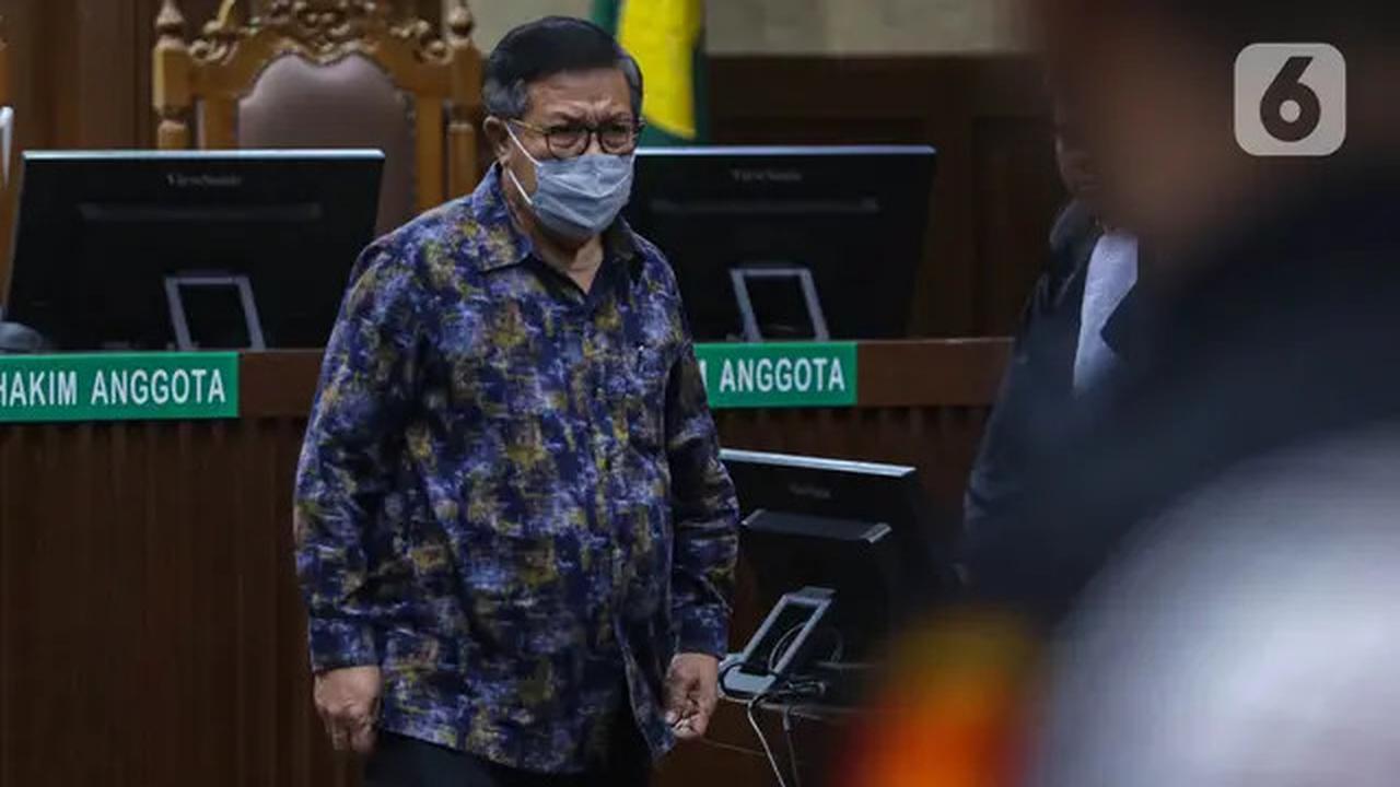 Tiga Hakim Tersangka Suap Vonis Bebas Ronald Tannur Jalani Sidang Pembacaan Dakwaan
