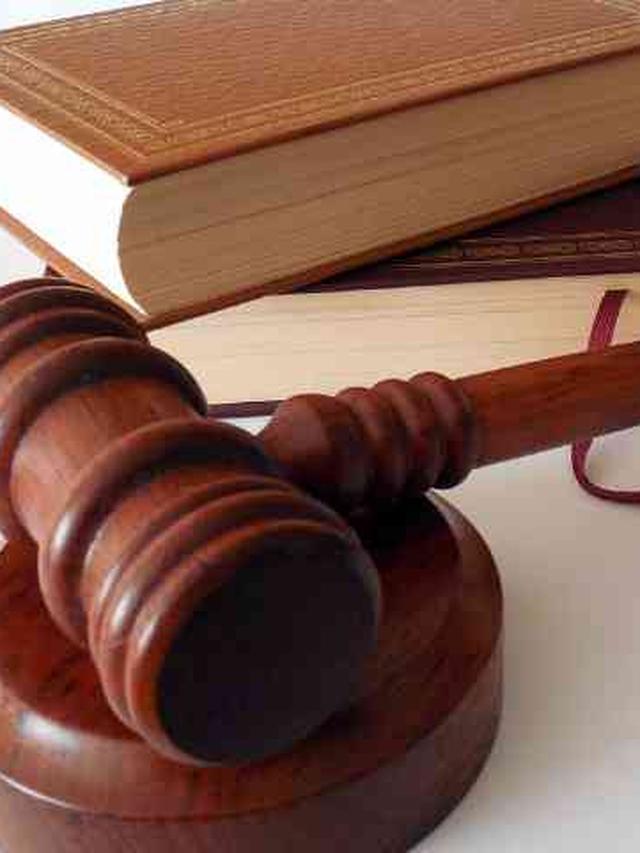 Hakim Vonis Pembunuh Sadis 20 Tahun Penjara di Palu, Adik Korban Emosi