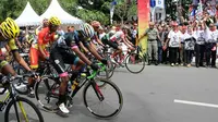 Tak hanya menyabet juara etape 1 Tour de Linggarjati, Agung Ali Sahbana juga berhasil menjadi pebalap tercepat di rute tanjakan.