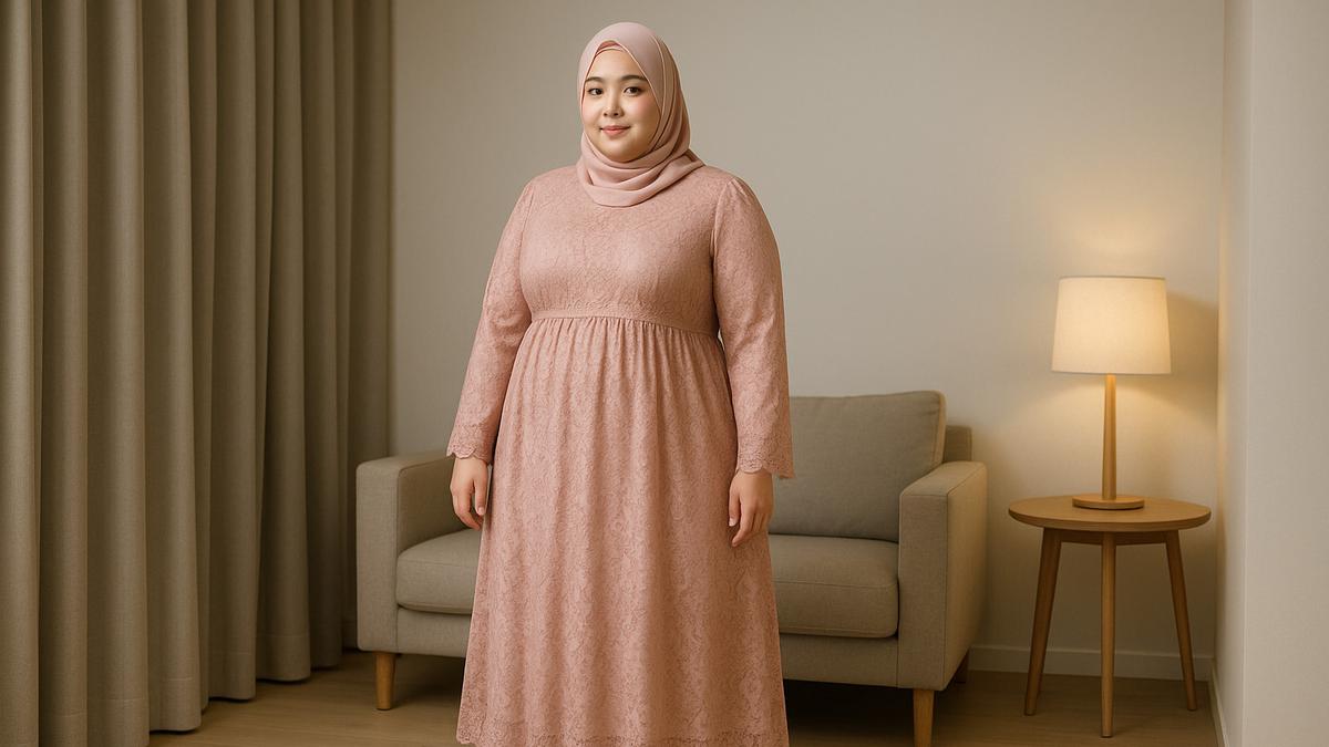Pilihan Model Dress Brokat Empire Waist untuk Orang Plus Size, Menyamarkan Paha Besar