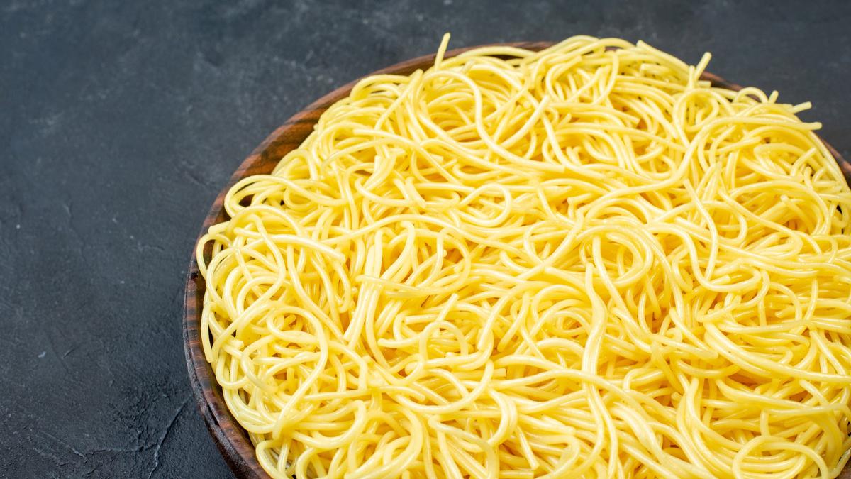 9 Ide Jualan dari Mi Kuning, Modal Hemat Hasil Menggiurkan