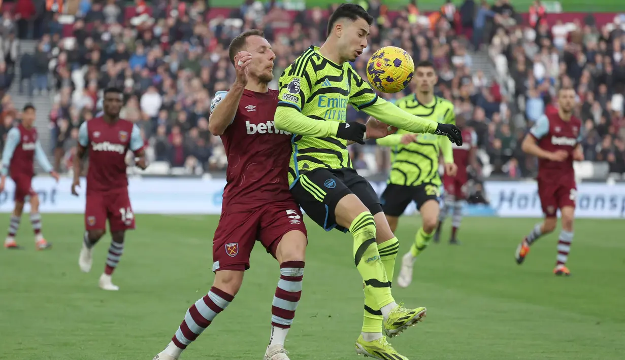 Arsenal tampil impresif sepanjang musim 2023/2024 di kompetisi Liga Premier Inggris. (AP Photo/Ian Walton)