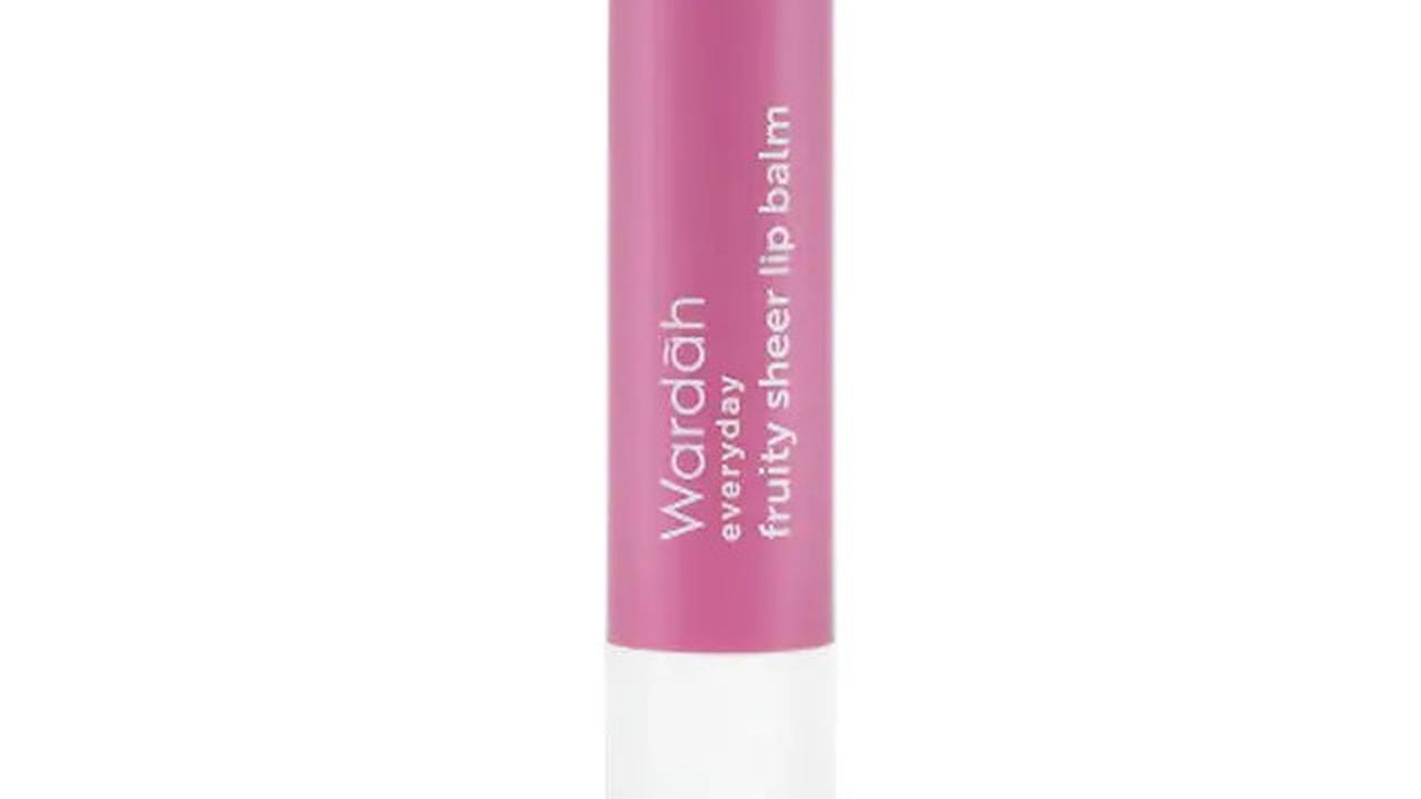 Lip Balm untuk Pria dan Wanita, Cara Merawat Bibir agar Tidak Pecah-Pecah