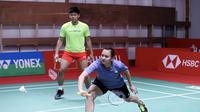 Ganda campuran Indonesia, Praveen Jordan/Melati Daeva Oktavianti, berlatih di Istora Senayan, Senin (21/1/2019), menjelang perhelatan Indonesia Masters 2019. (PBSI)