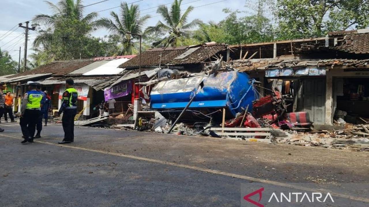 Dishub Purworejo Pertegas Larangan Truk Sumbu Tiga di Jalur Kalijambe Pasca Kecelakaan Maut