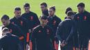 Para pemain Juventus mengambil bagian dalam sesi latihan di tempat latihan Juventus di Turin, Italia (16/2/2021).  Pelatih Andrea Pirlo menyatakan dua nama dipastikan tidak akan bermain karena cedera yaitu Paulo Dybala dan Leonardo Bonucci. (AFP/Marco Bertorrello)