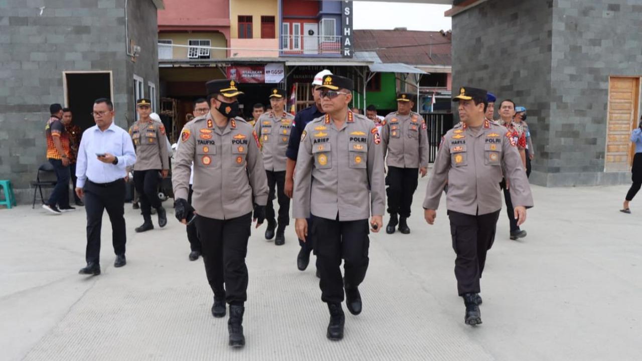 Setelah di Jawa Timur, Arief bertugas di wilah hukum Polda Metro Jaya.