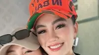 7 Potret Ayu Ting Ting dan Agnez Mo Berpelukan, Bak Sahabat Dekat
