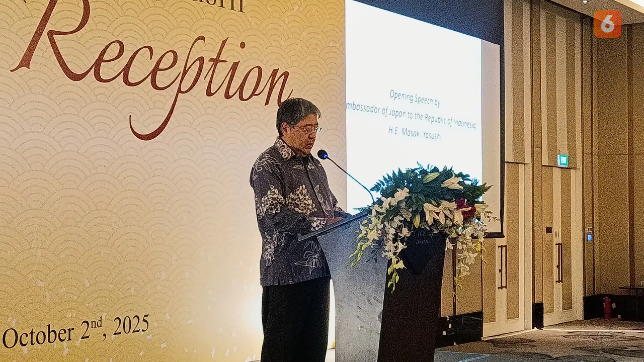 Duta Besar Jepang untuk Indonesia, Masaki Yasushi, menyampaikan sambutan pembuka dalam acara resepsi perpisahannya di Hotel St. Regis, Jakarta, Kamis (2/10/2025)