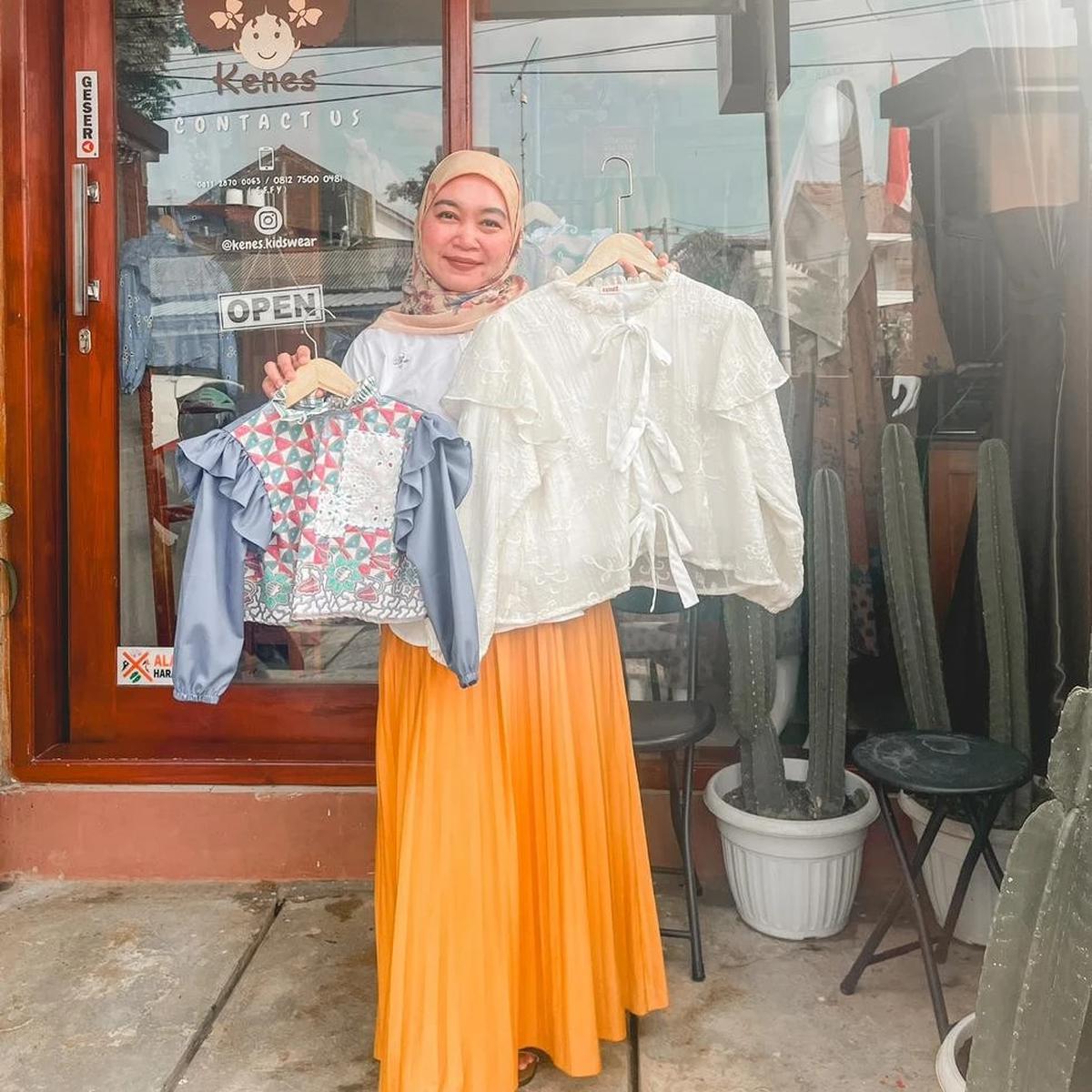 Kenes Lalita usaha busana anak dari Jepara, Jawa Tengah yang sukses Kembangkan Bisnis Busana Anak Wastra Khas Jepara berkat dukungan BRI dan LinkUMKM
