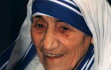 26 Agustus 1910 Kelahiran Bunda Teresa, Biarawati Katolik yang Disebut Orang Suci