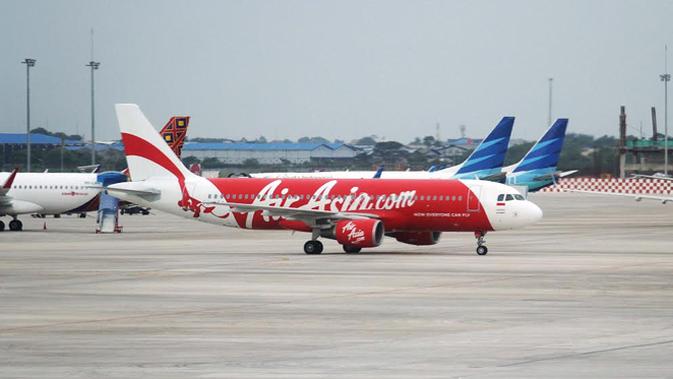 Pesawat AirAsia. (Liputan6.com/Faizal Fanani)