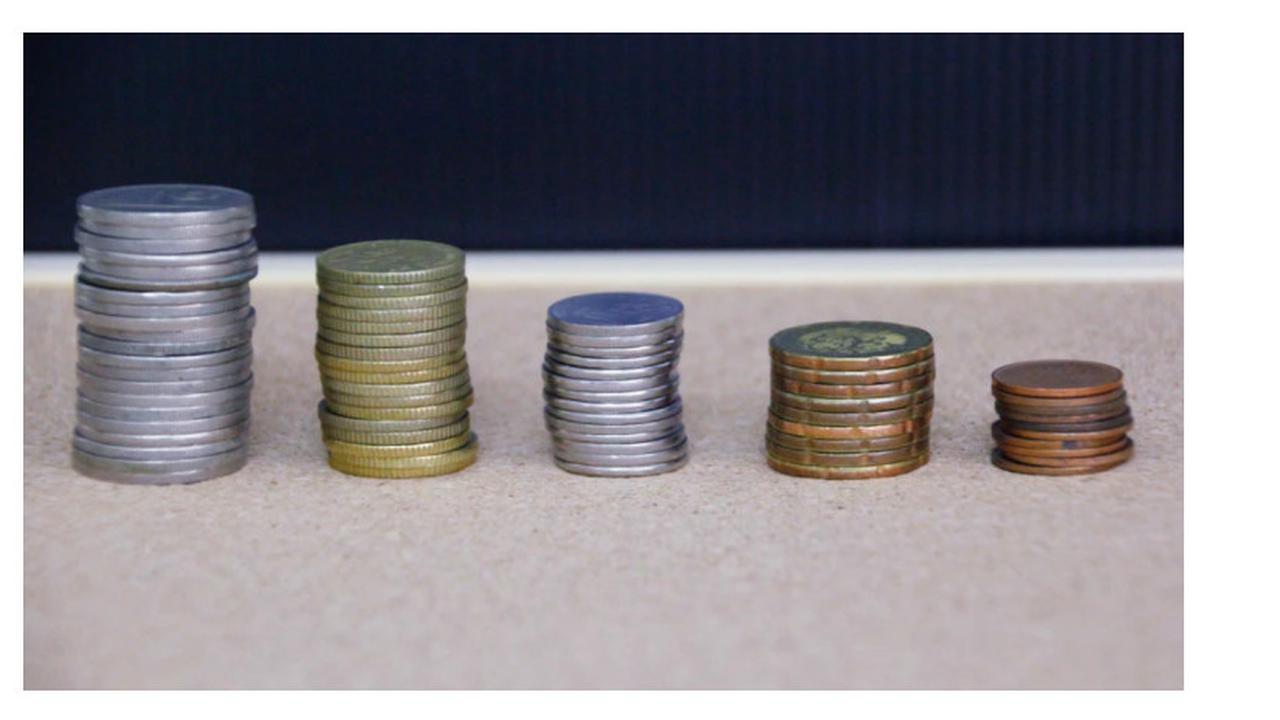 Menabung. Unsplash/Angie J