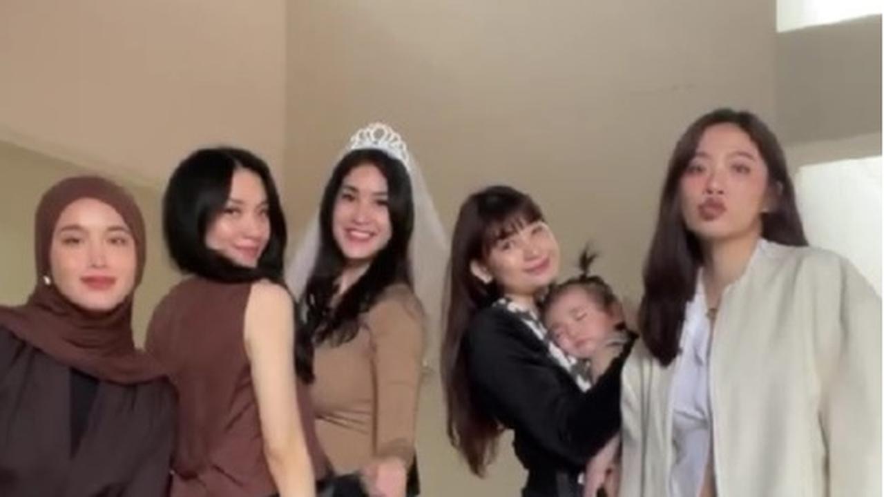 Girlgrup Princess Reuni di Bridal Shower Elma Agustin, Intip 7 Potret Keseruannya