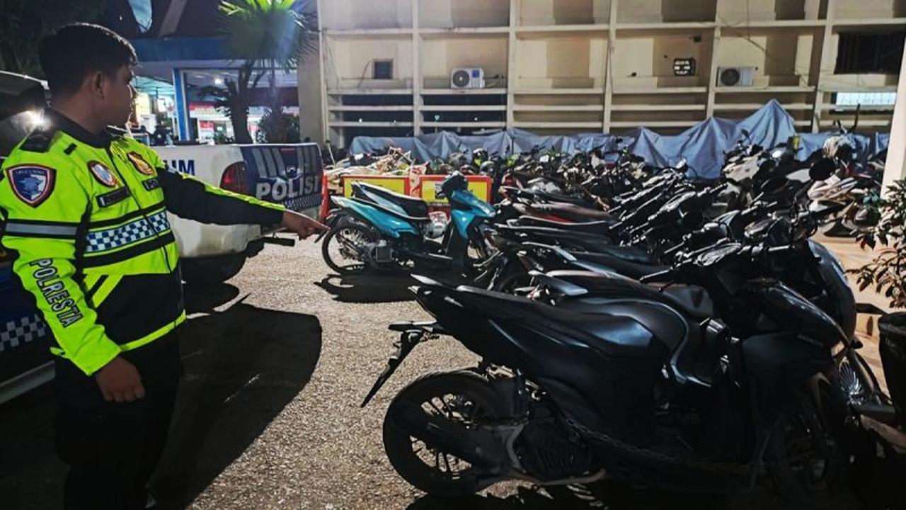 Satlantas Polresta Banjarmasin Tindak Tegas 12 Motor Diduga Balap Liar, Orang Tua Dipanggil