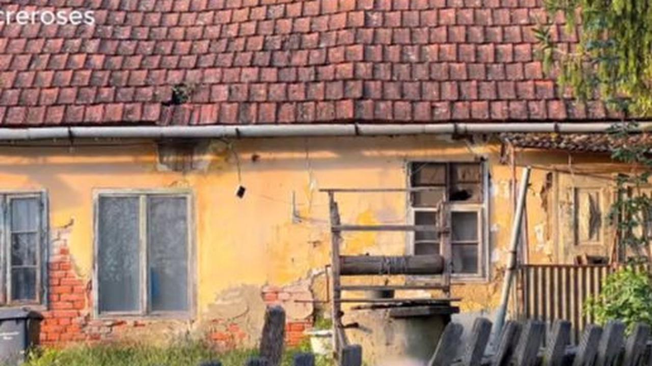Sumur pun juga menjadi pemandangan yang tak asing di area perkampungan desa tersebut. Selayaknya di Indonesia, sumur nampak didirikan tak jauh dari halaman rumah.