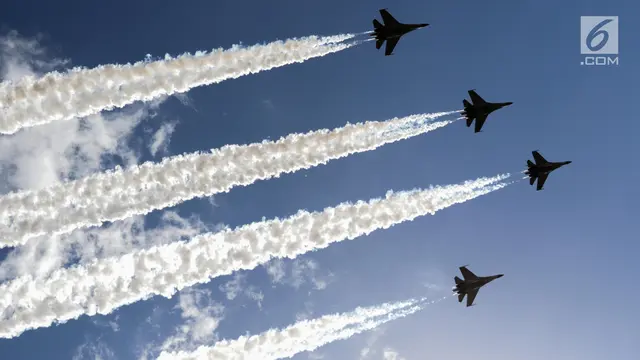 Pesawat Tempur Sukhoi Iringi Sertijab Panglima TNI