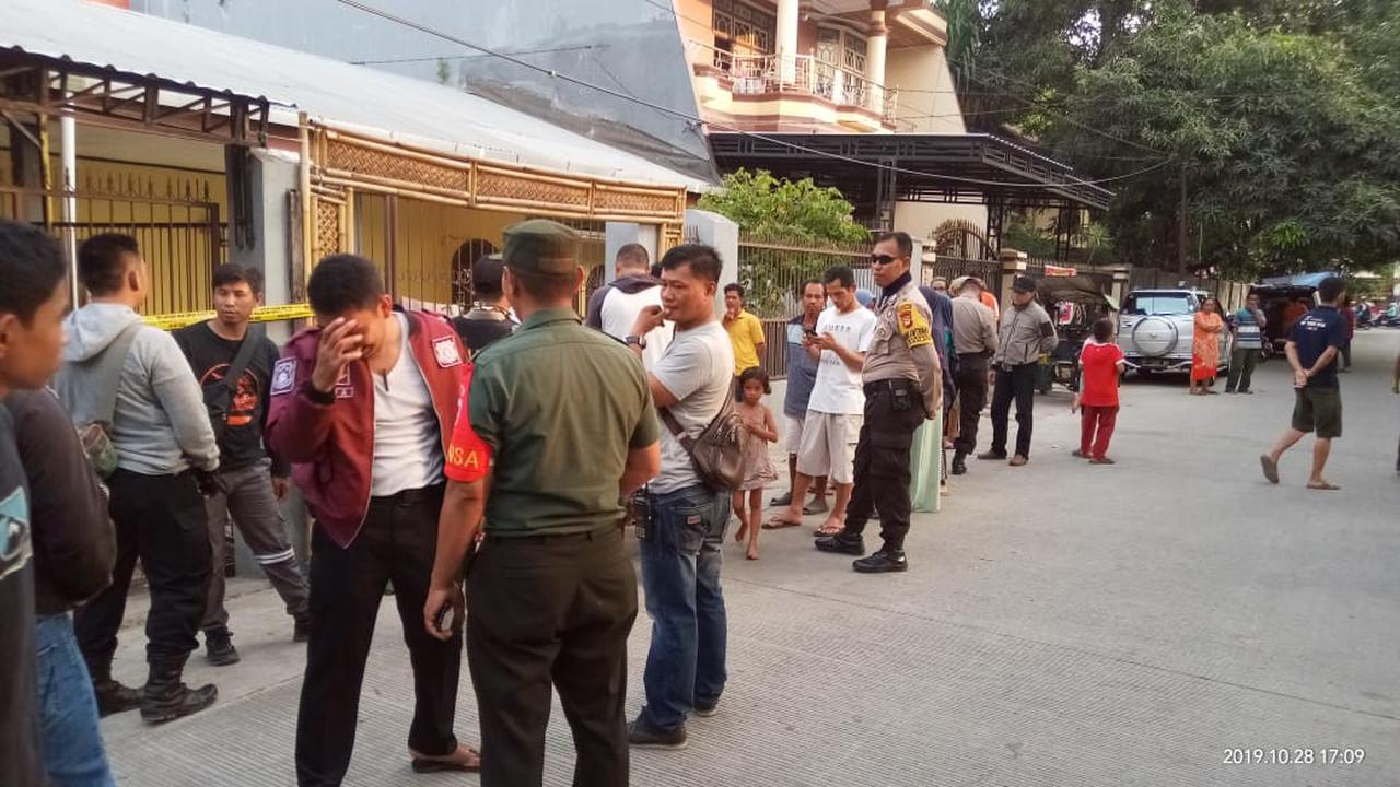 Suasana indekost saat jenazah M ditemukan (Fauzan/Liputan6.com)