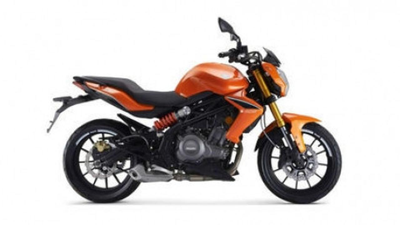 Motor 250 cc Benelli gampang modifikasi, ban 170 aman