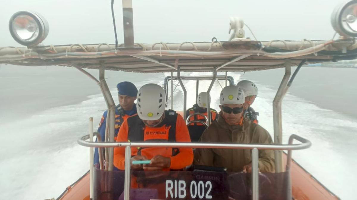 Salah Prediksi Langit, Kala Laut Menggulung Nyawa Nelayan Tua di Ketapang Kalbar