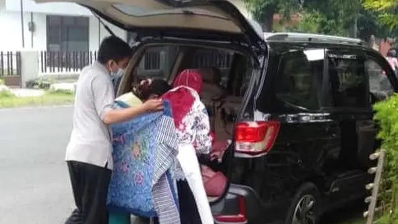 Wanita Melahirkan di Mobil Saat Perjalanan ke Rumah Sakit, Tempat Kelahirannya di Akte Jadi Sorotan