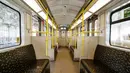 Gerbong kereta bawah tanah yang kosong di Berlin, ibu kota Jerman (22/3/2020). Demi menahan laju penyebaran coronavirus baru (COVID-19), Jerman melarang pertemuan publik lebih dari dua orang, menurut langkah terbaru negara tersebut yang diumumkan pada Minggu (22/3). (Xinhua/Binh Truong)