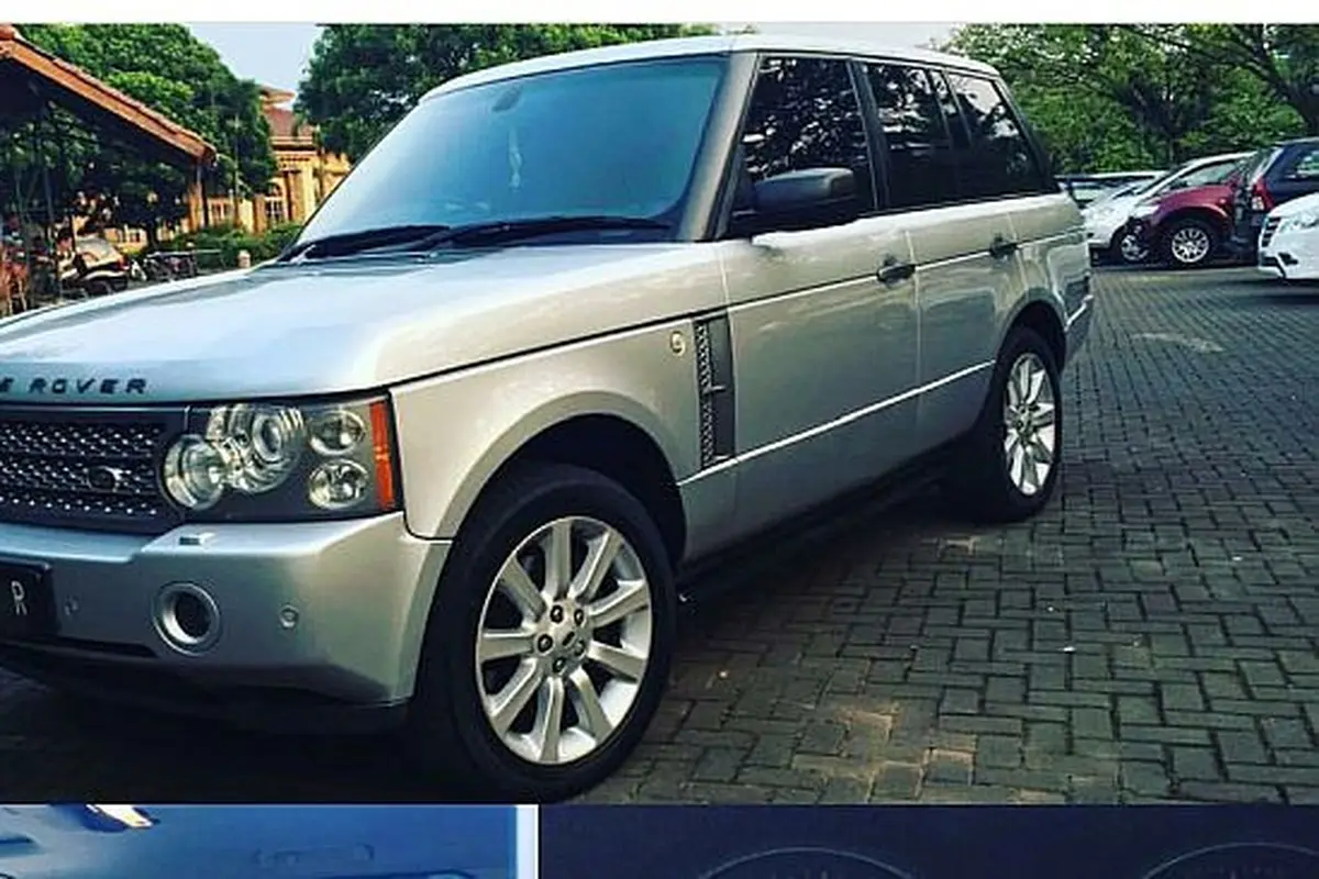 Range Rover milik Julia Perez yang dijual untuk kebutuhan pembangunan mesjid di Papua (ist)