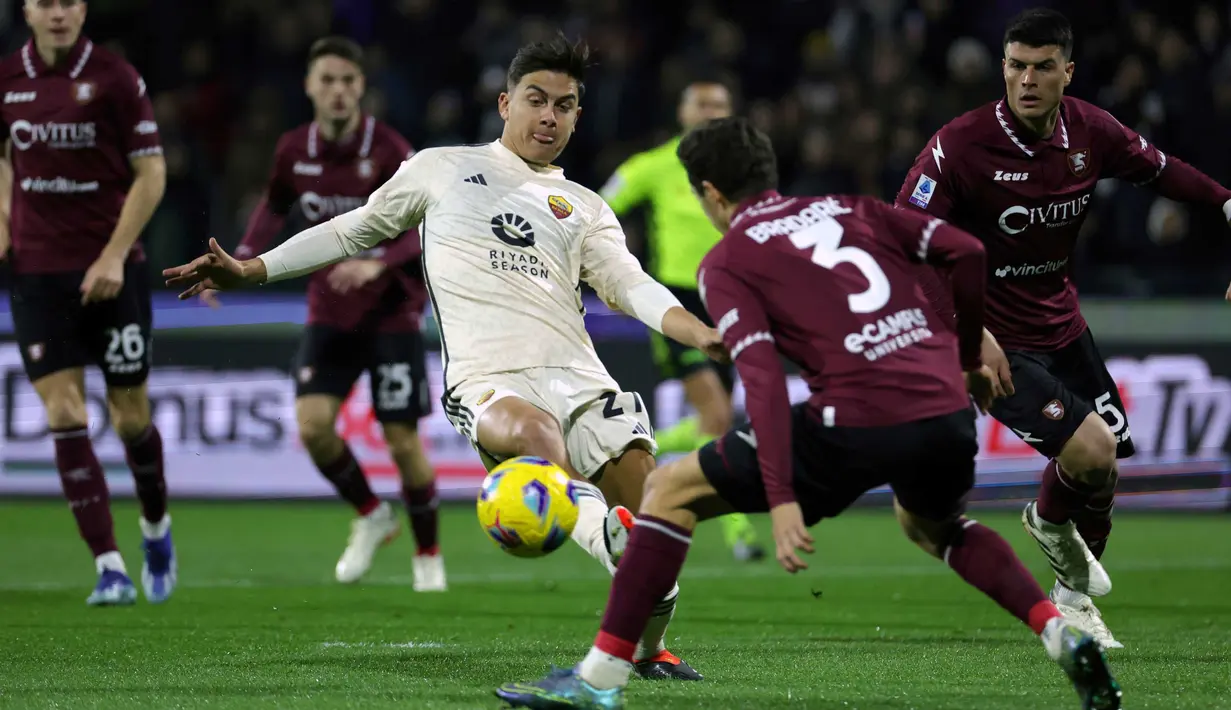 Dengan kemenangan ini, AS Roma bertengger di posisi lima klasemen sementara Seri A Italia. (Alessandro Garofalo/LaPresse via AP)
