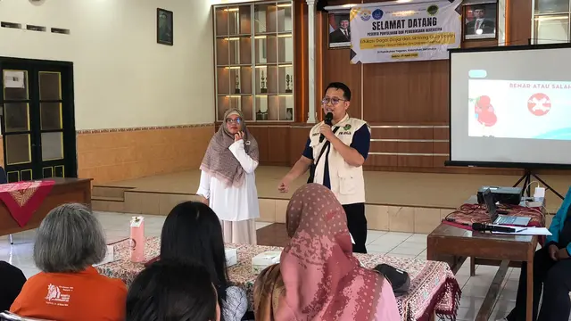 STIKES Wira Husada dan HPUI Gelar Edukasi Gagal Ginjal di Padukuhan Tegalan