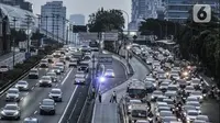 Aturan ganjil genap di Jakarta kembali diberlakukan pada awal pekan hari ini, Senin (28/10/2024). (merdeka.com/Iqbal S. Nugroho)