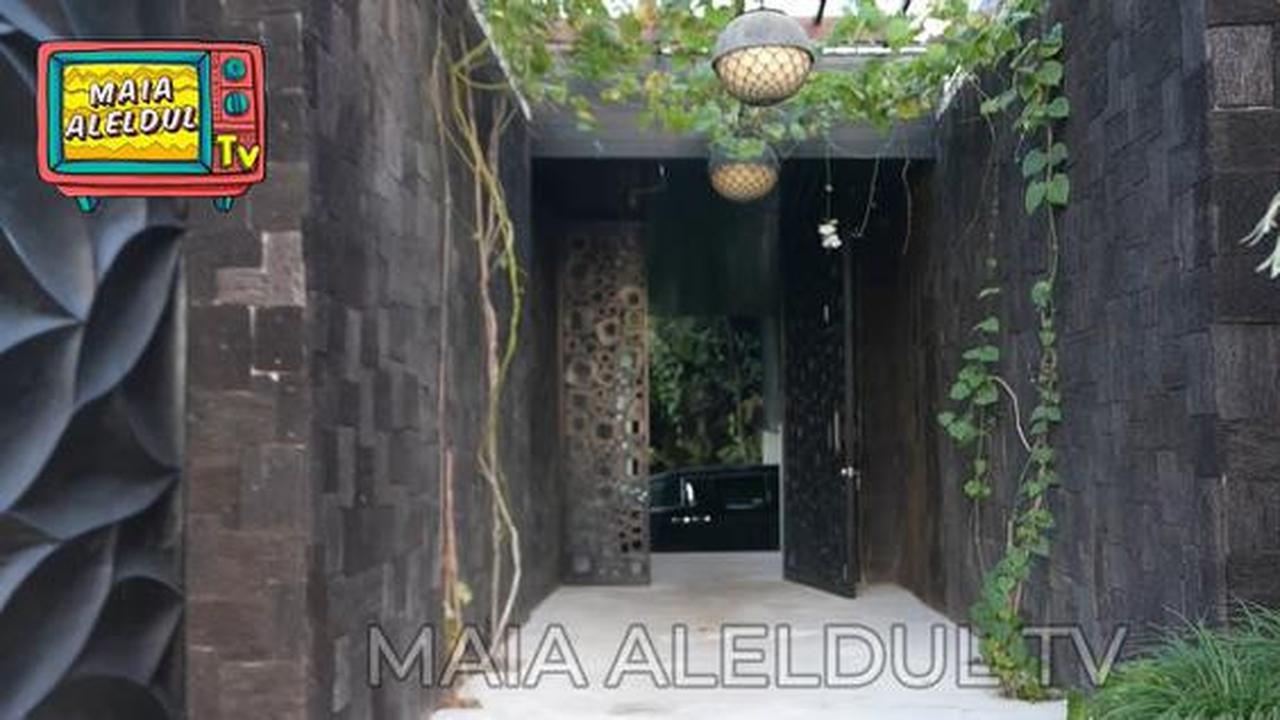 8 Potret Bagian Depan Villa Maia Estianty di Bali, Inspirasi Desain Hunian ala Resort