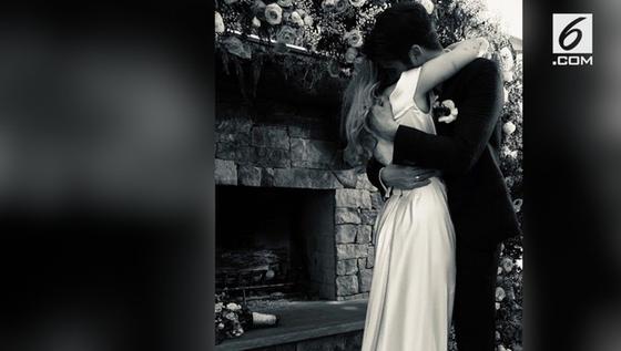 VIDEO: Momen Pernikahan Miley Cyrus dan Liam Hemsworth