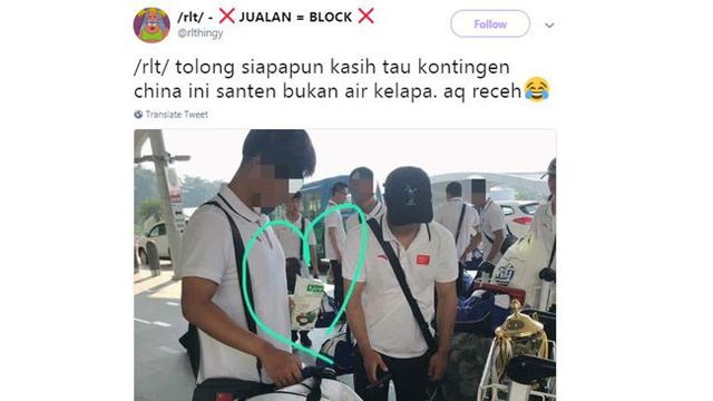 Dikira Air Kelapa, Kontingen Tiongkok Malah Minum Santan Kemasan