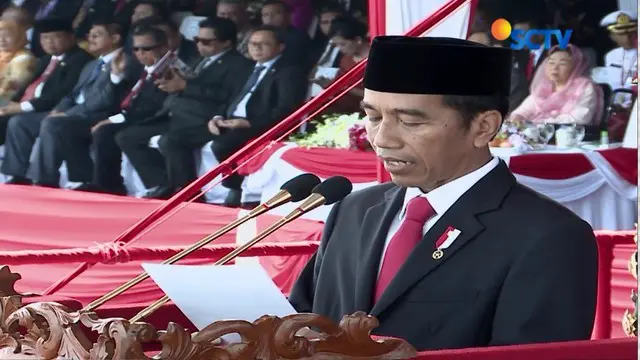Jokowi menegaskan garis politik TNI adalah politik negara dan harus tunduk pada pemimpin sesuai konstitusi. 