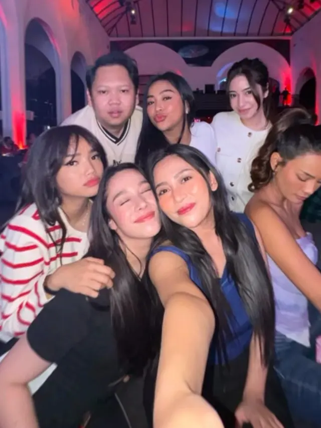 8 Gaya Public Figure Nobar Indonesia Vs Uzbekistan di Semifinal Piala Asia U-23, Rizky Febian-Mahalini hingga Denny Caknan-Bella Bonita