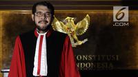 Ketua Mahkamah Konstitusi terpilih yang baru saja menjabat Anwar Usman saat melakukan foto sesi dan wawancara khusus dengan tim Liputan6.com. (Liputan6.com/Johan Tallo)
